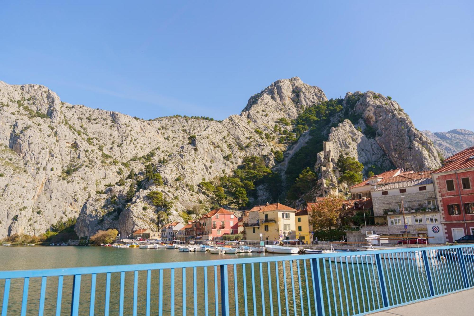 Sunny Apartment Omiš Eksteriør bilde